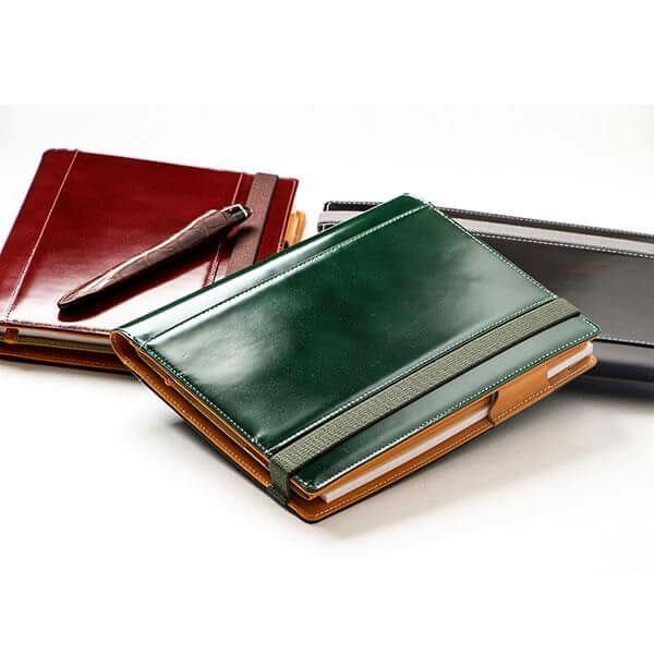 ブリットハウス Carbon グレインレザー THE ME A5 手帳カバー BRIT