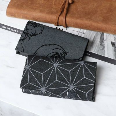 所作の名刺入れならフリスピ