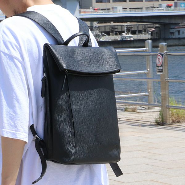 【美品】sergio rossi セルジオロッシ 革 リュック パックパック 最終値下 Sergio Rossi セルジオロッシ バックパック ジャンヴィット